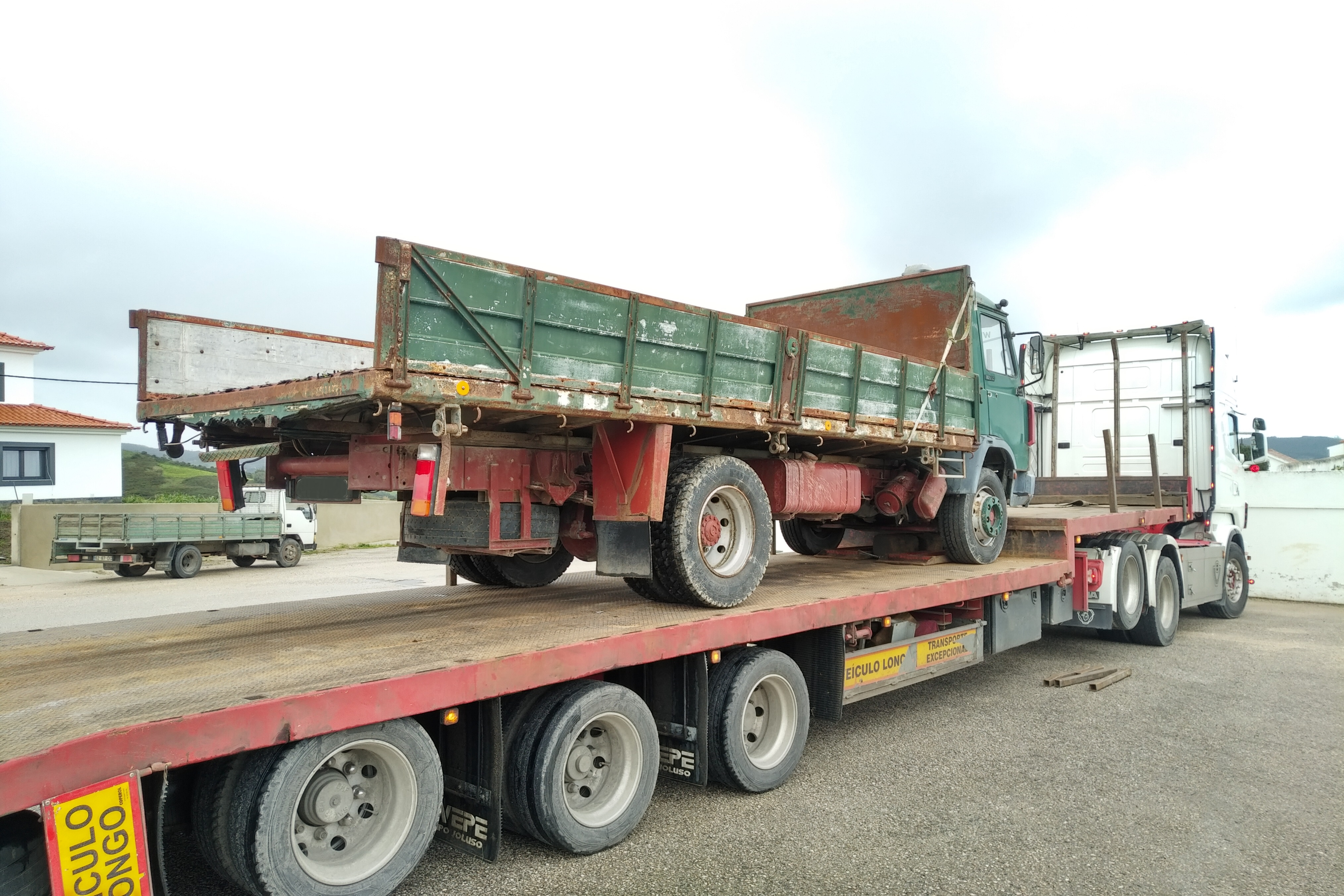 Transport & Delivery of 1989 Iveco Zeta 109-14 to Port. Shipping to Conakry - Guinea.
