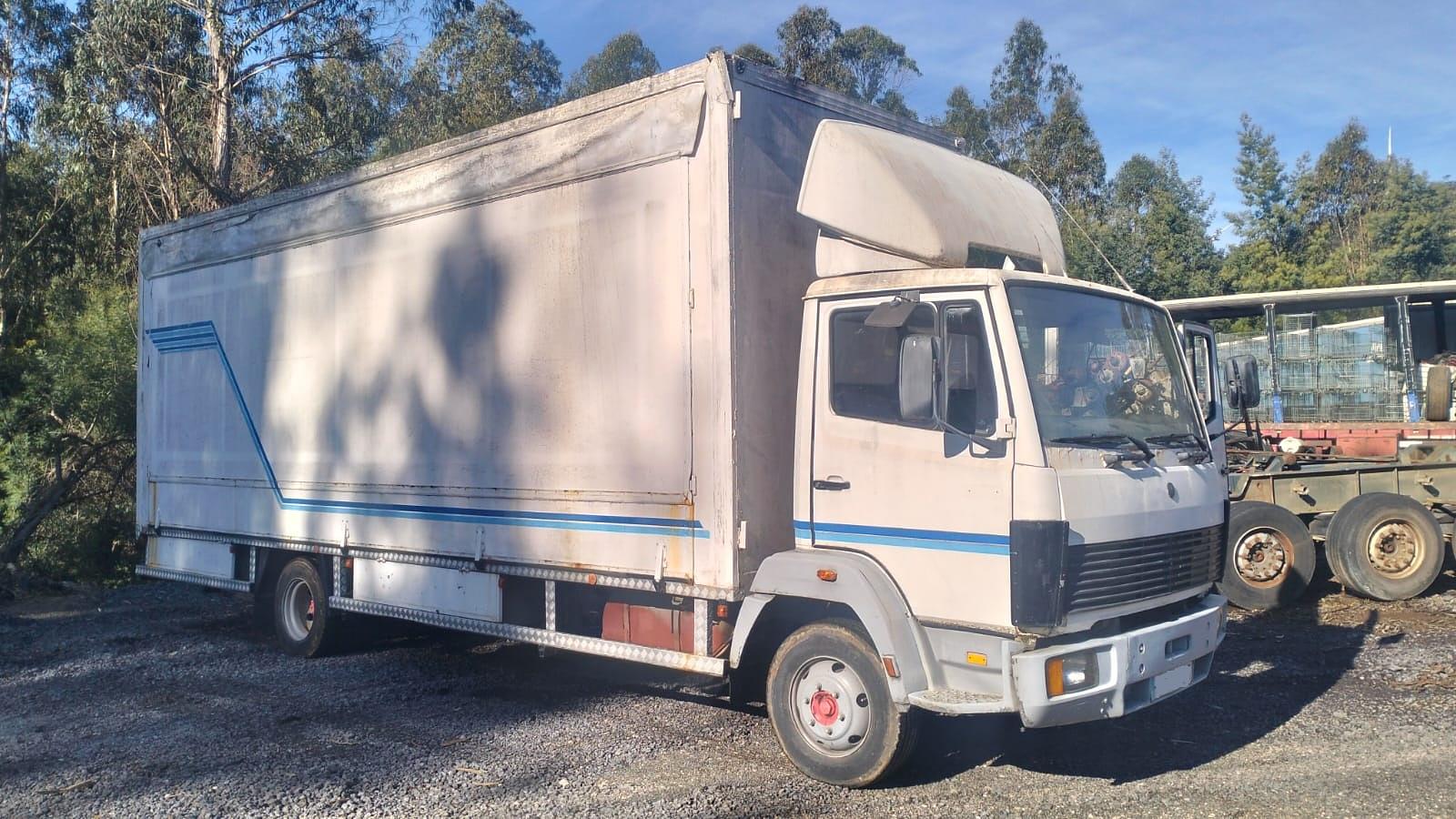 FOR SALE: Mercedes-Benz 809 Box Lorry – A Proven 7.5-Ton Export Truck Built to Last