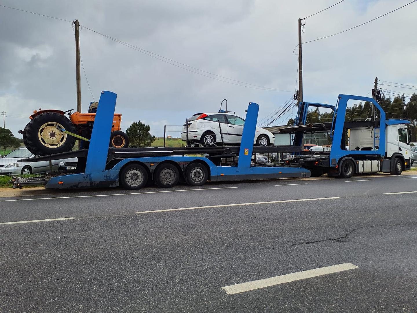Transport & Delivery of 1979 FIAT 640 farm tractor to Port. Shipping to Lagos - Nigeria.
