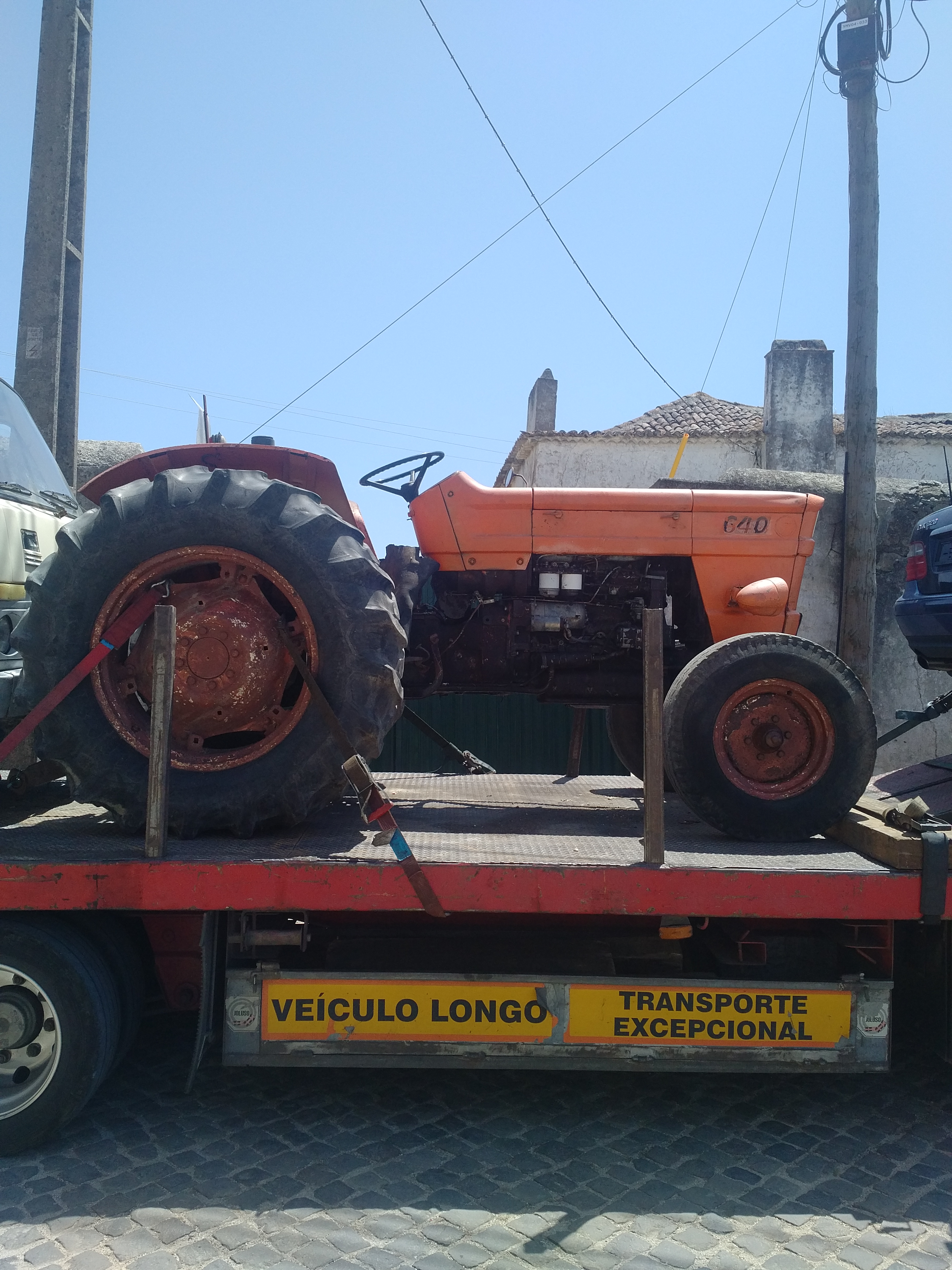 Transport & Delivery of Nissan Cabstar pick up truck & FIAT 640 farm tractor.
