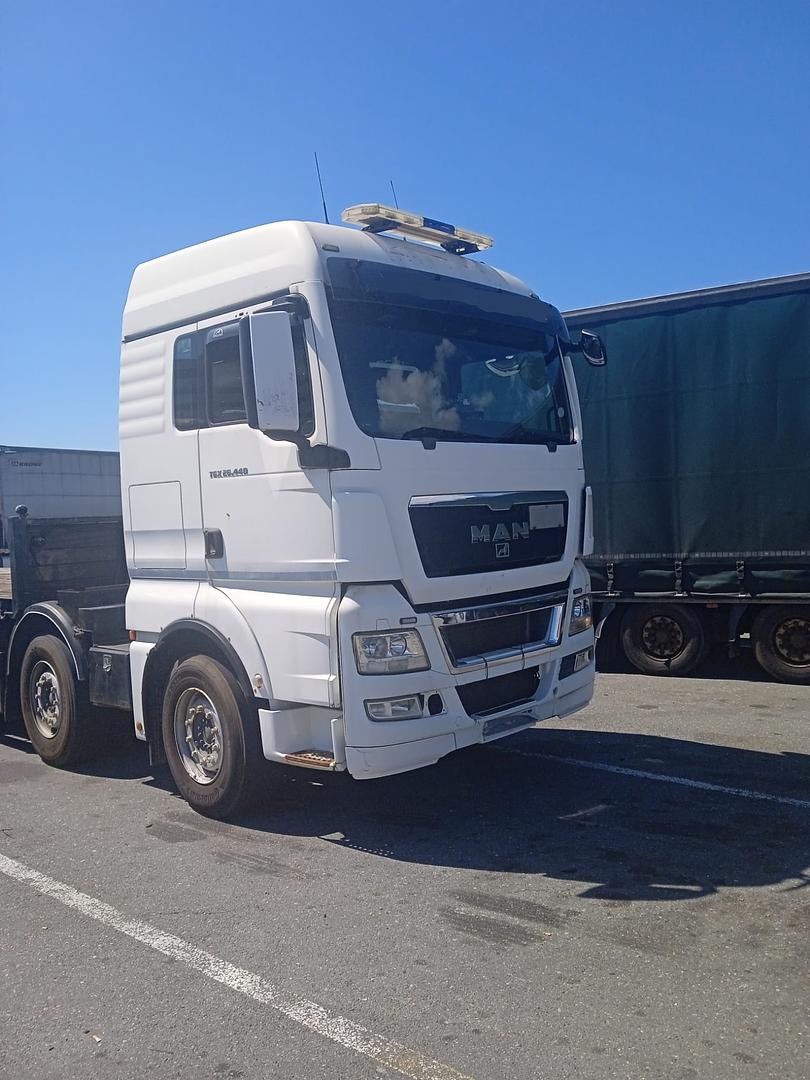 MAN TGX 26.440 8x2 32 Ton Flatbed Truck in Antwerp Port Terminal – Shipping to Walvis Bay, Namibia in Transit to Zambia