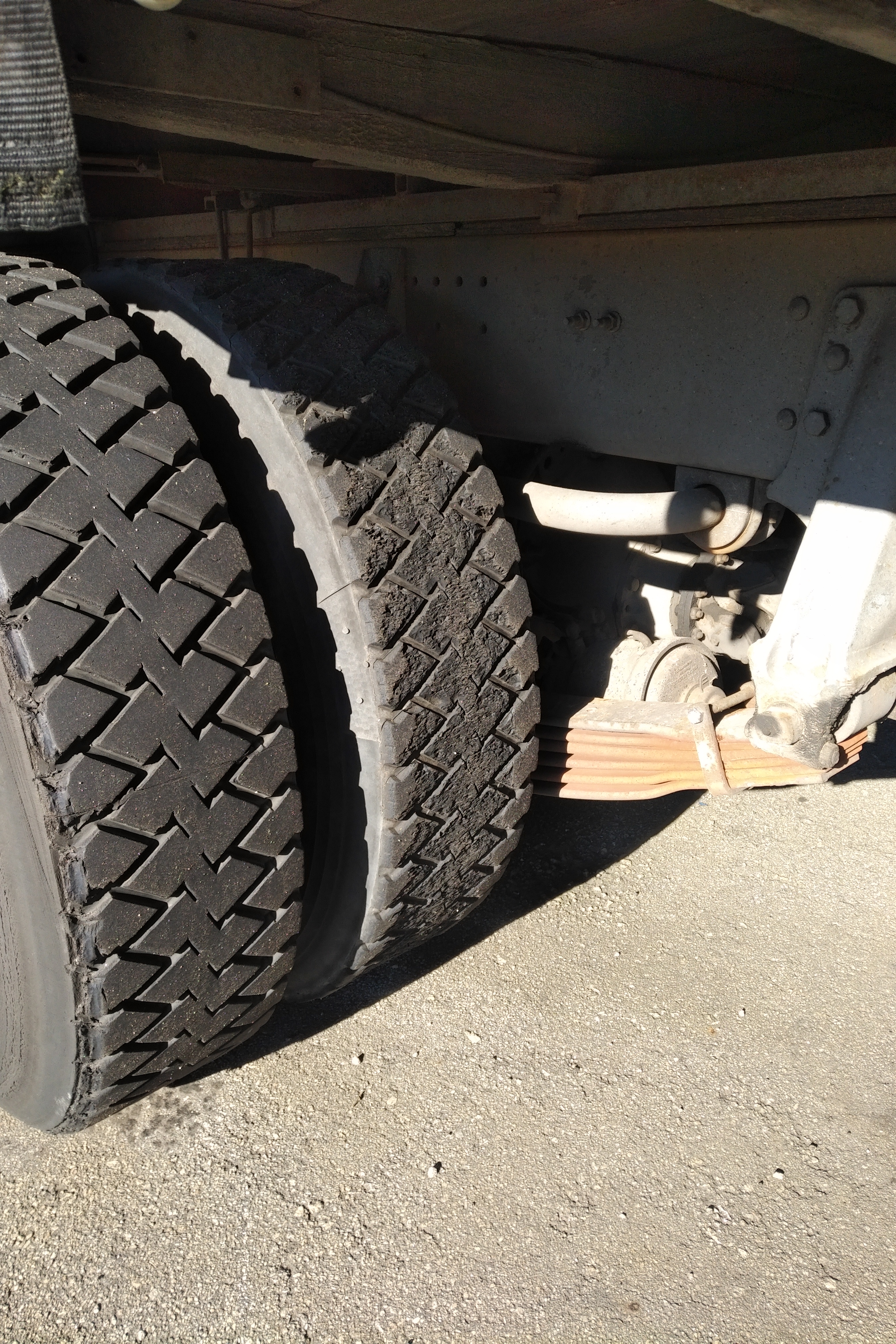 Left hand drive Volvo FL10 320 6X2 10 tyres 26 ton curtainsider truck recently sold to Lagos - Nigeria.