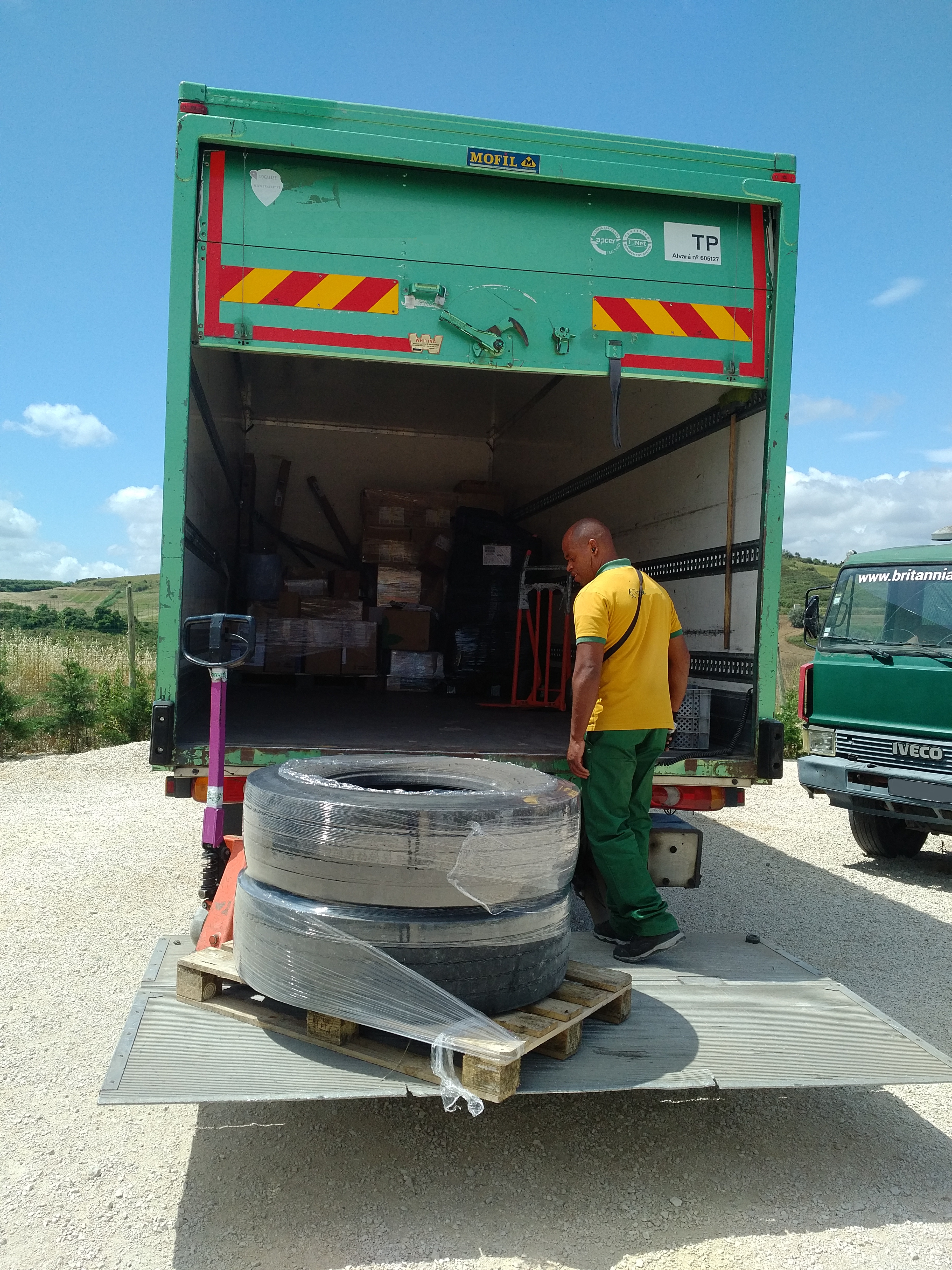 Transport & Delivery of 2 used Michelin X Multiway 3D 315/80R22.5 truck tyres to Barcelona - Spain.