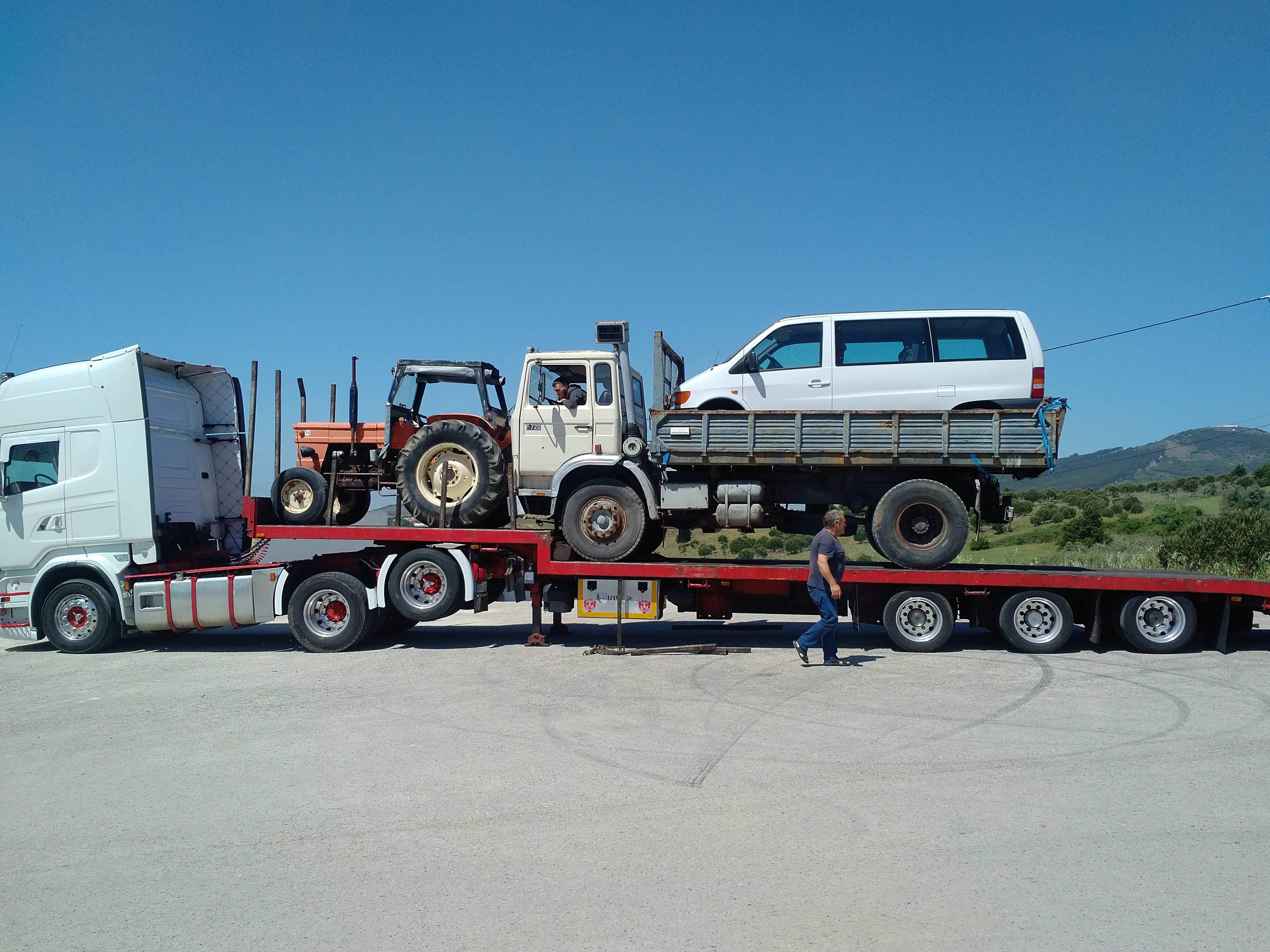 Transport & Delivery to Port. Shipping to Lagos - Nigeria & Bissau - Guinea.