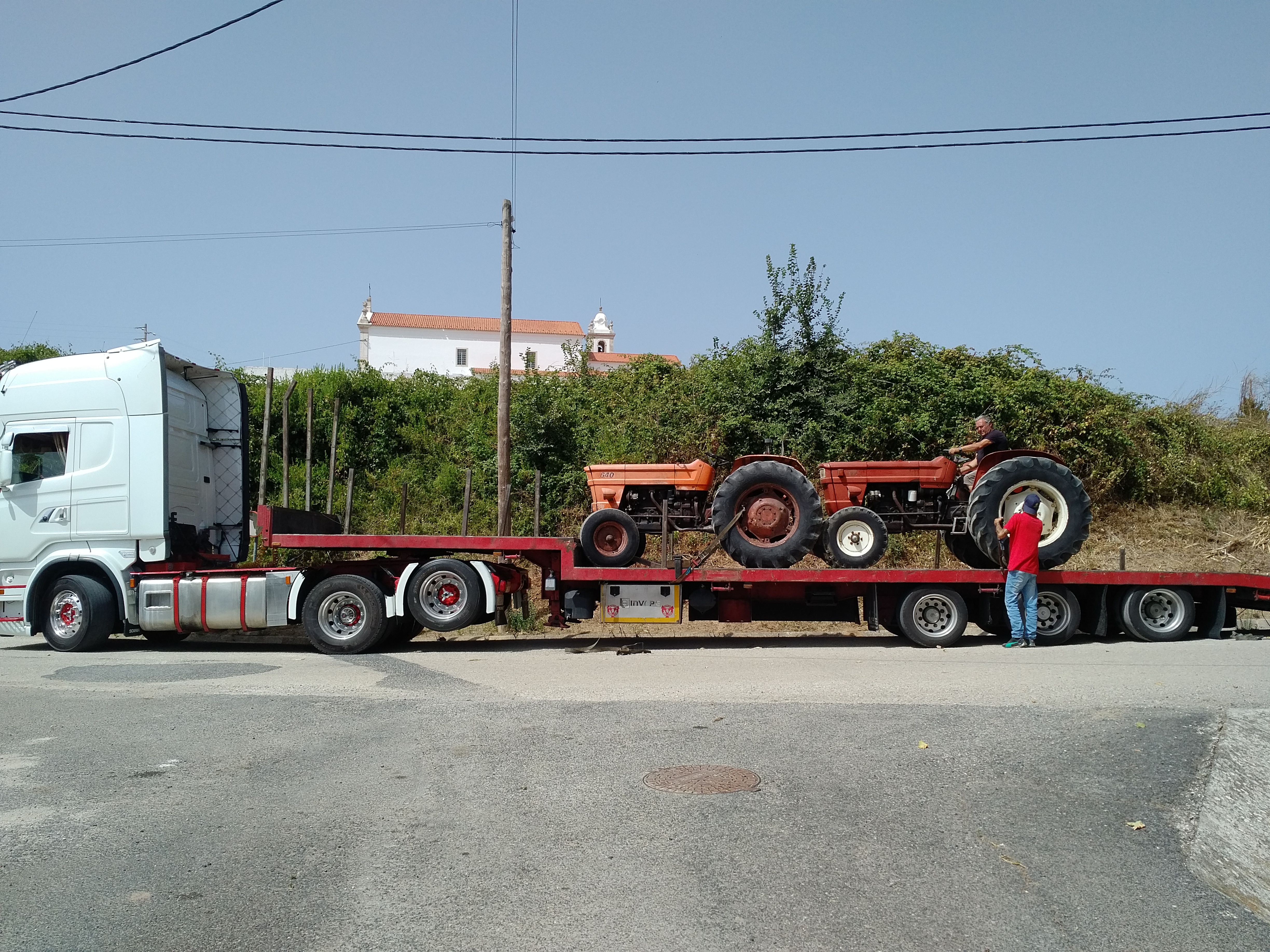 Transport & Delivery of FIAT 640 farm tractors.
