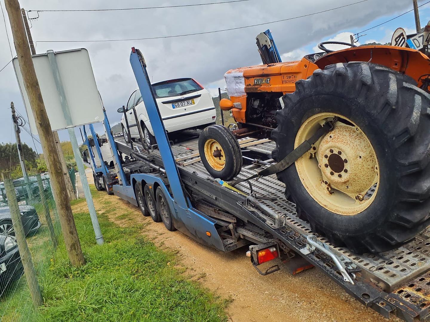Transport & Delivery of 1979 FIAT 640 farm tractor to Port. Shipping to Lagos - Nigeria.