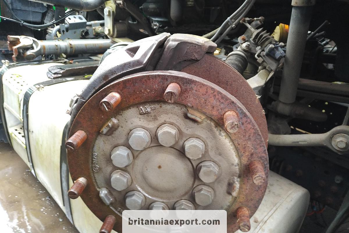 Mercedes-Benz Axor 1824 Front Axle Complete with Front Springs for Sale – Used Original Front Axle Assembly from 2000 Axor Truck