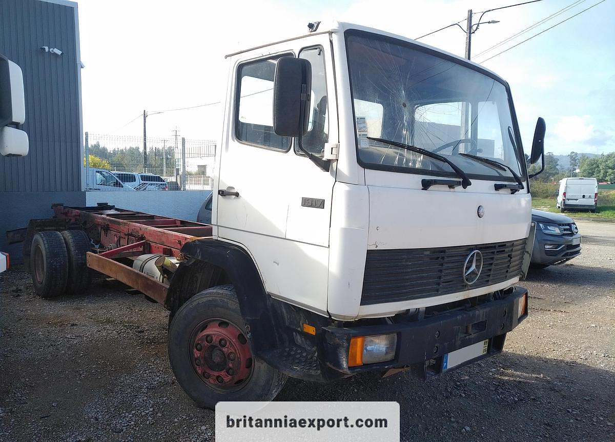 Left Hand Drive Mercedes‑Benz 1317 Chassis Cab Truck for Export – Proven OM366 Mechanical Diesel