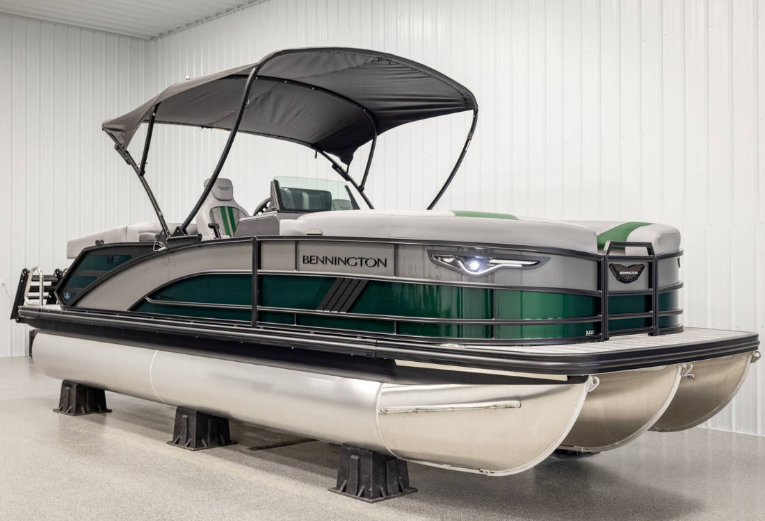 boat dealers Indianapolis Indiana showroom