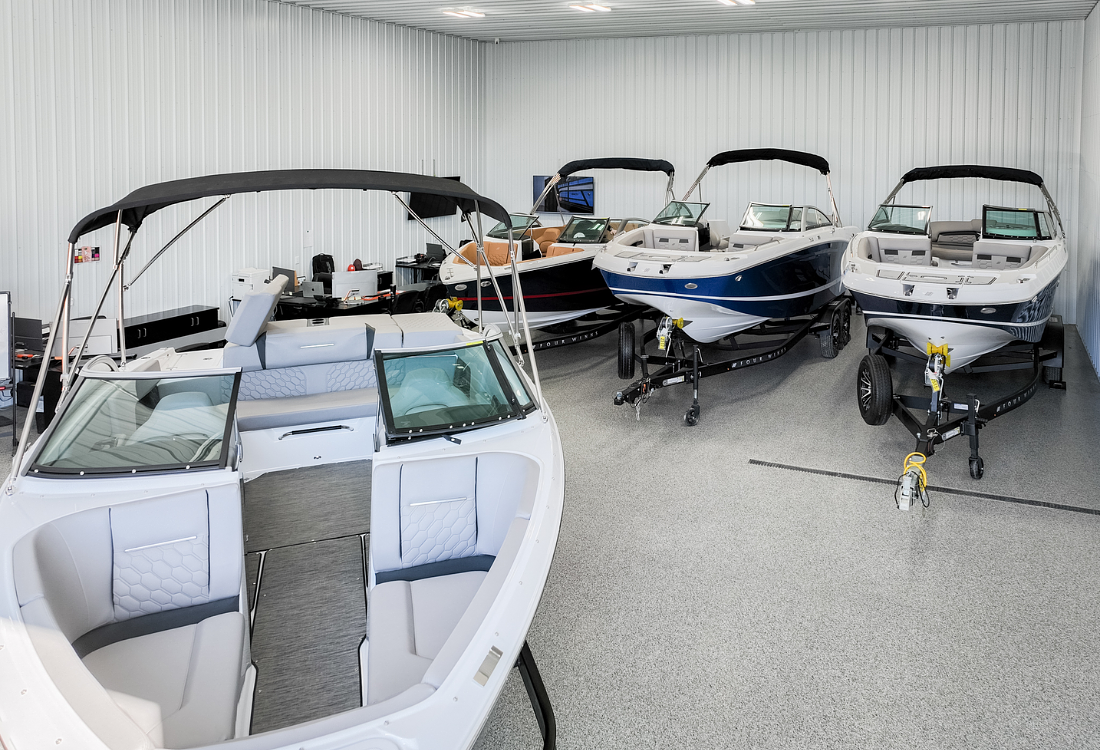fishing-boats-near-lafayette-in-showroom