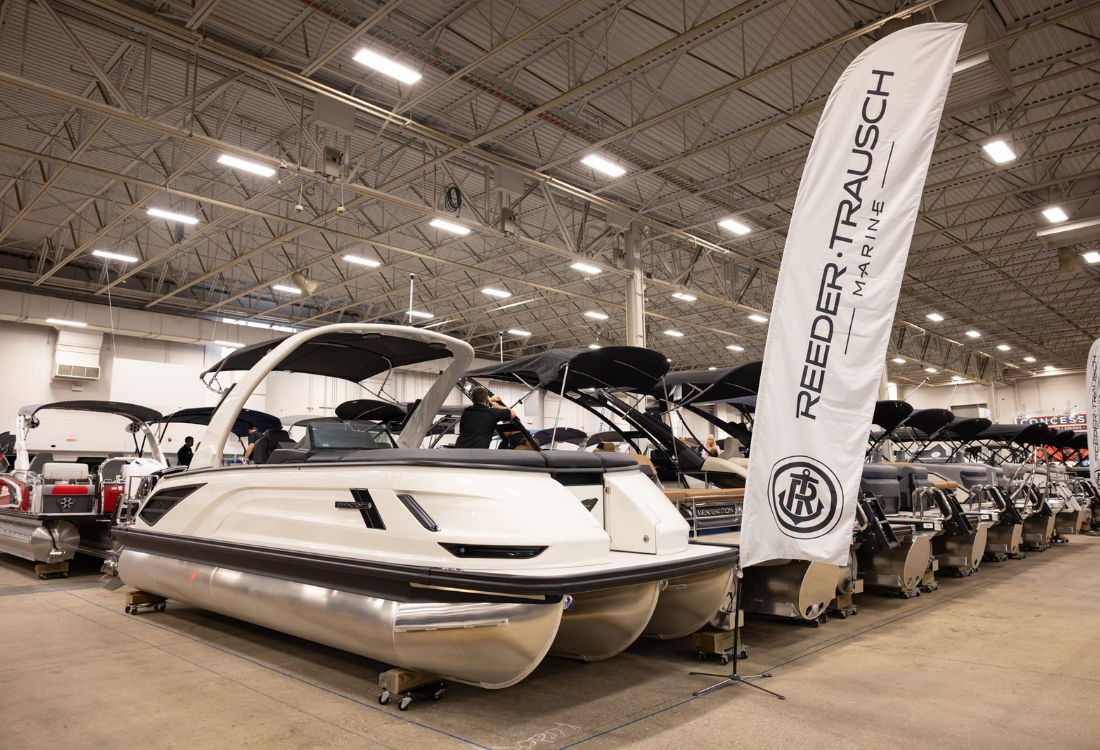 boat-dealer-near-raccoon-lake-in