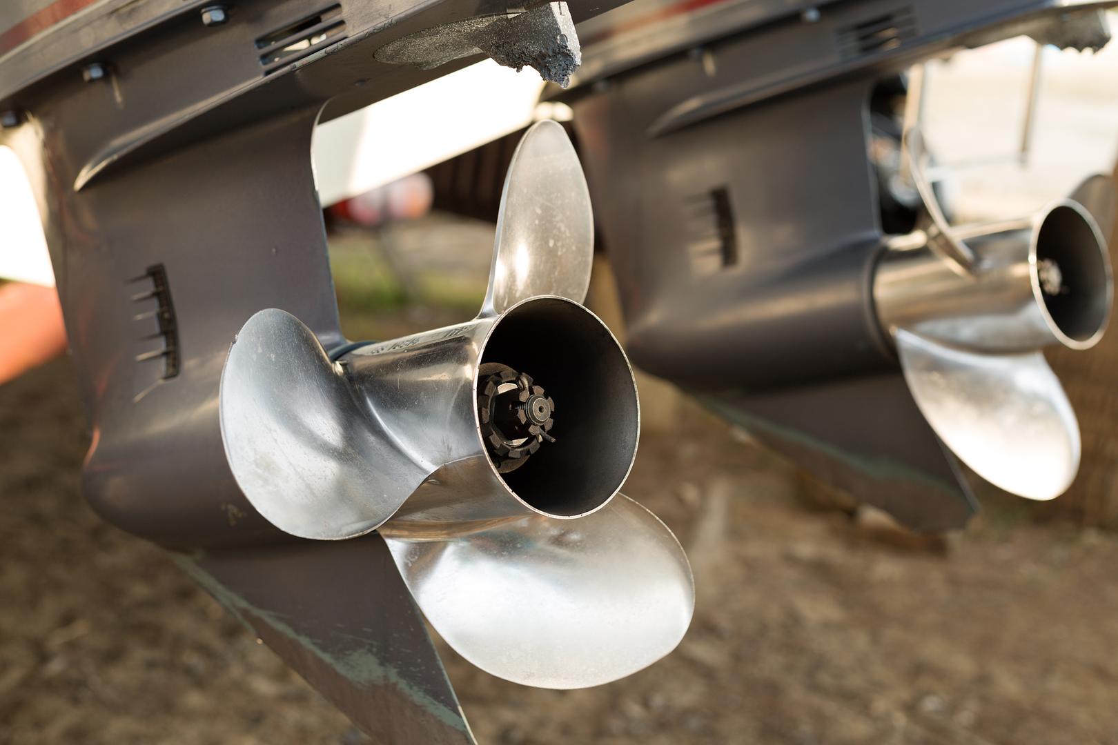 Boat propeller repair and polishing