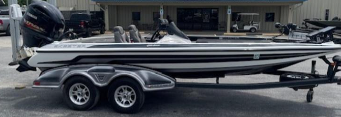 Benefits of Owning a Fiberglass Bass Boat