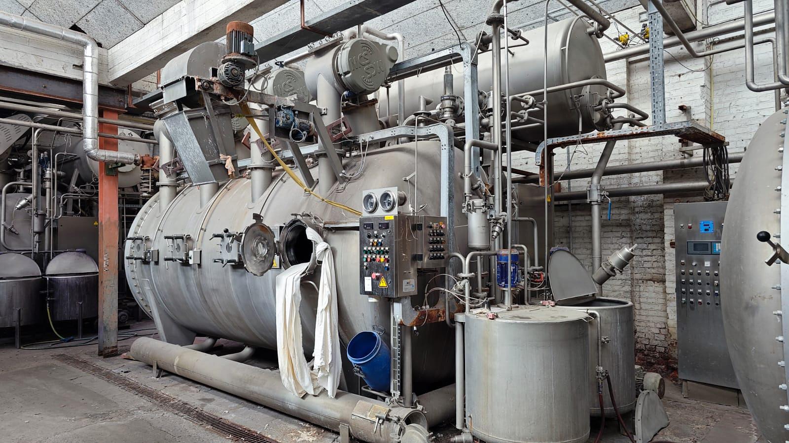 MCS terry dyeing machine - year 2002, capacity 800 Kgs FOR SALE