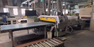 D'occasion -  Lacquering  plant with Spryinhg  machine VENJAKOB