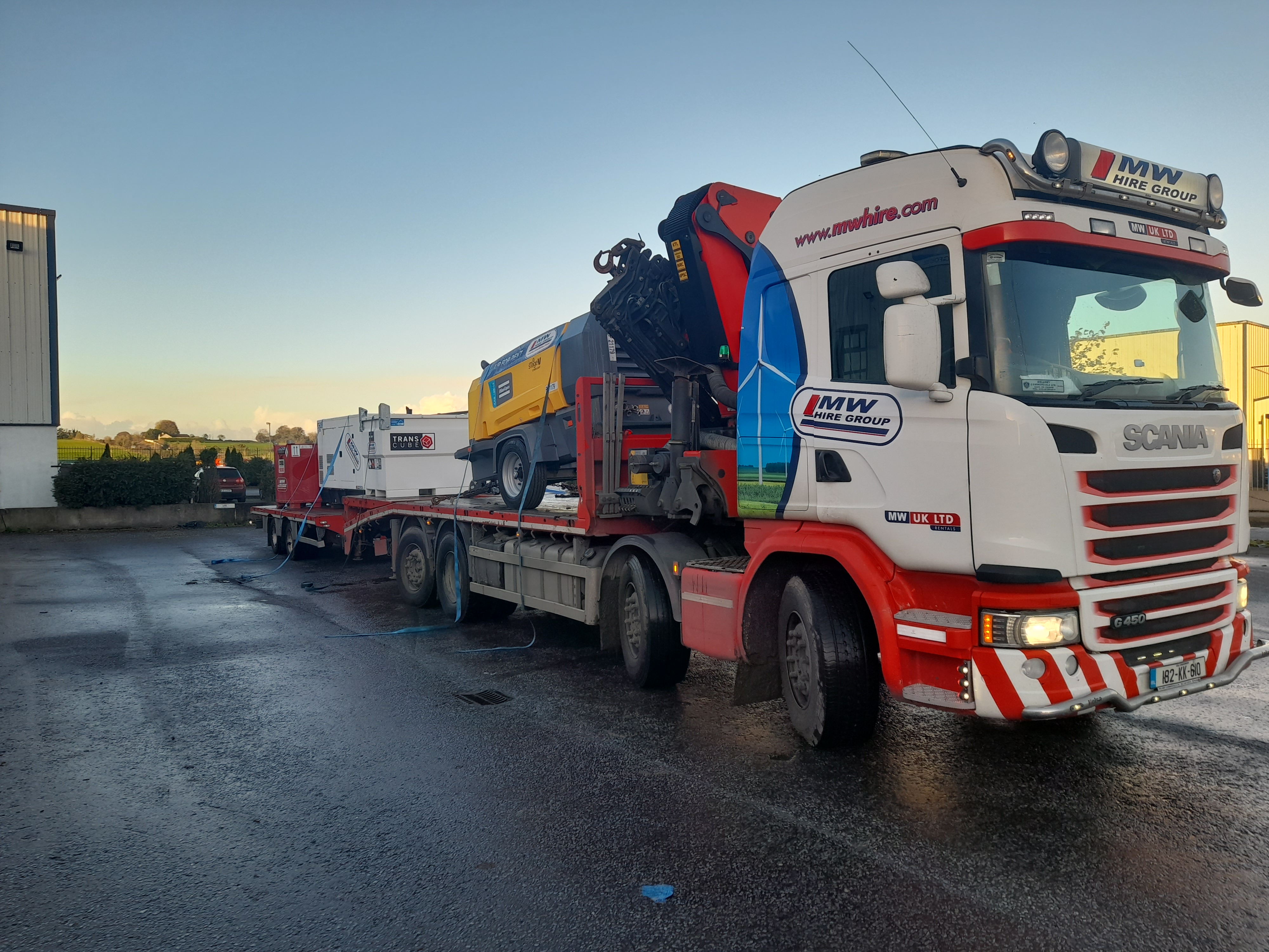 Load of Gear heading on hire to Dublin 