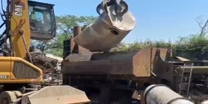 Play video