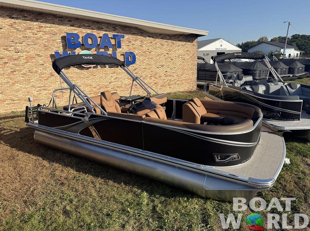 How to Choose the Perfect Pontoon for Your Lifestyle