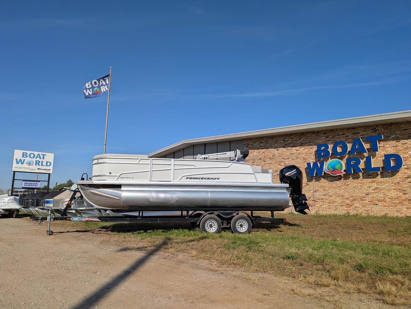 Boat Show Prices Without the Crowds: How to Lock In Factory Deals Year-Round