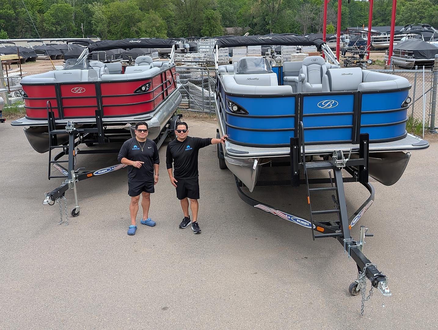 Boat World, Minnesota