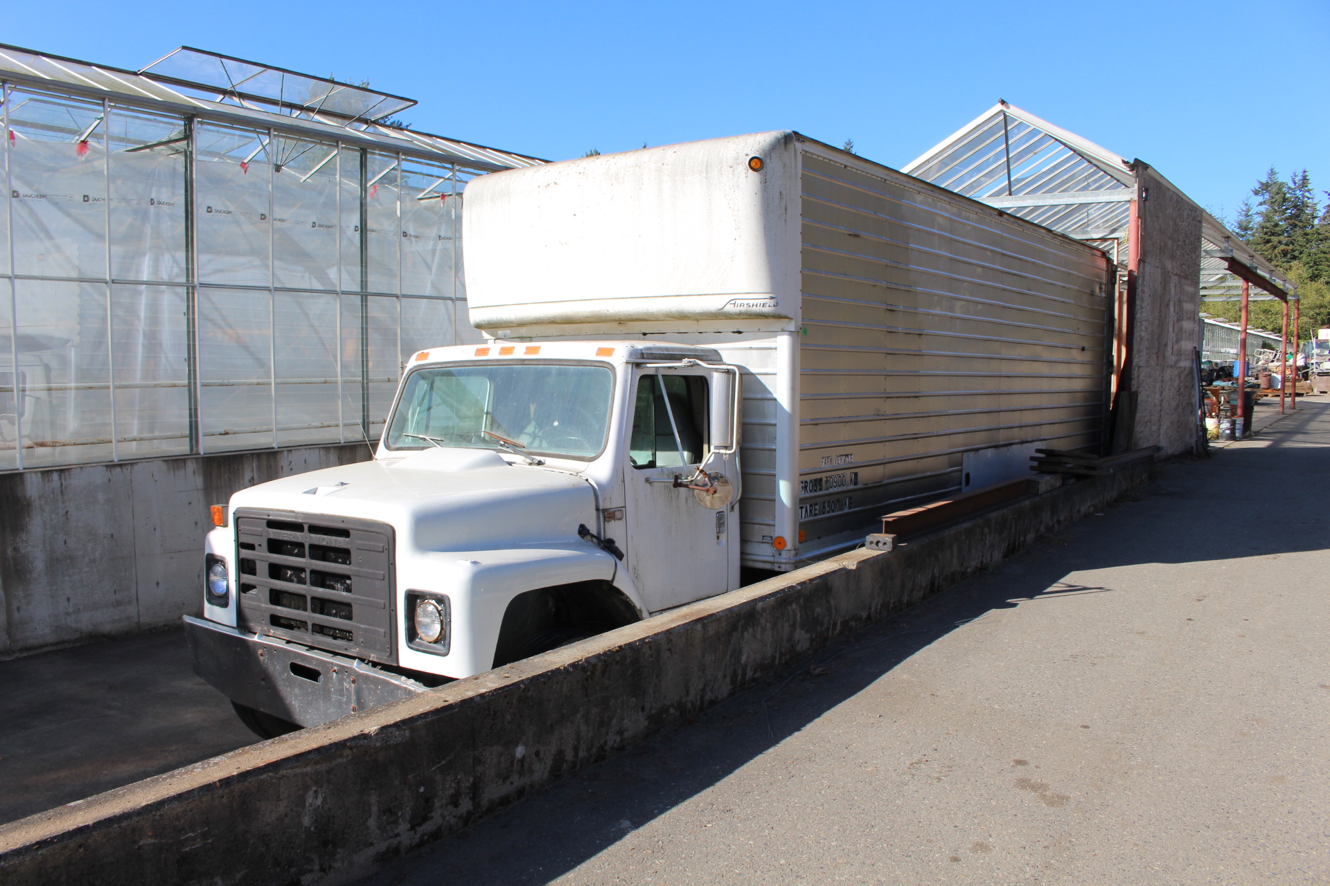 PAST AUCTION - General Industrial & Greenhouse Equipment  