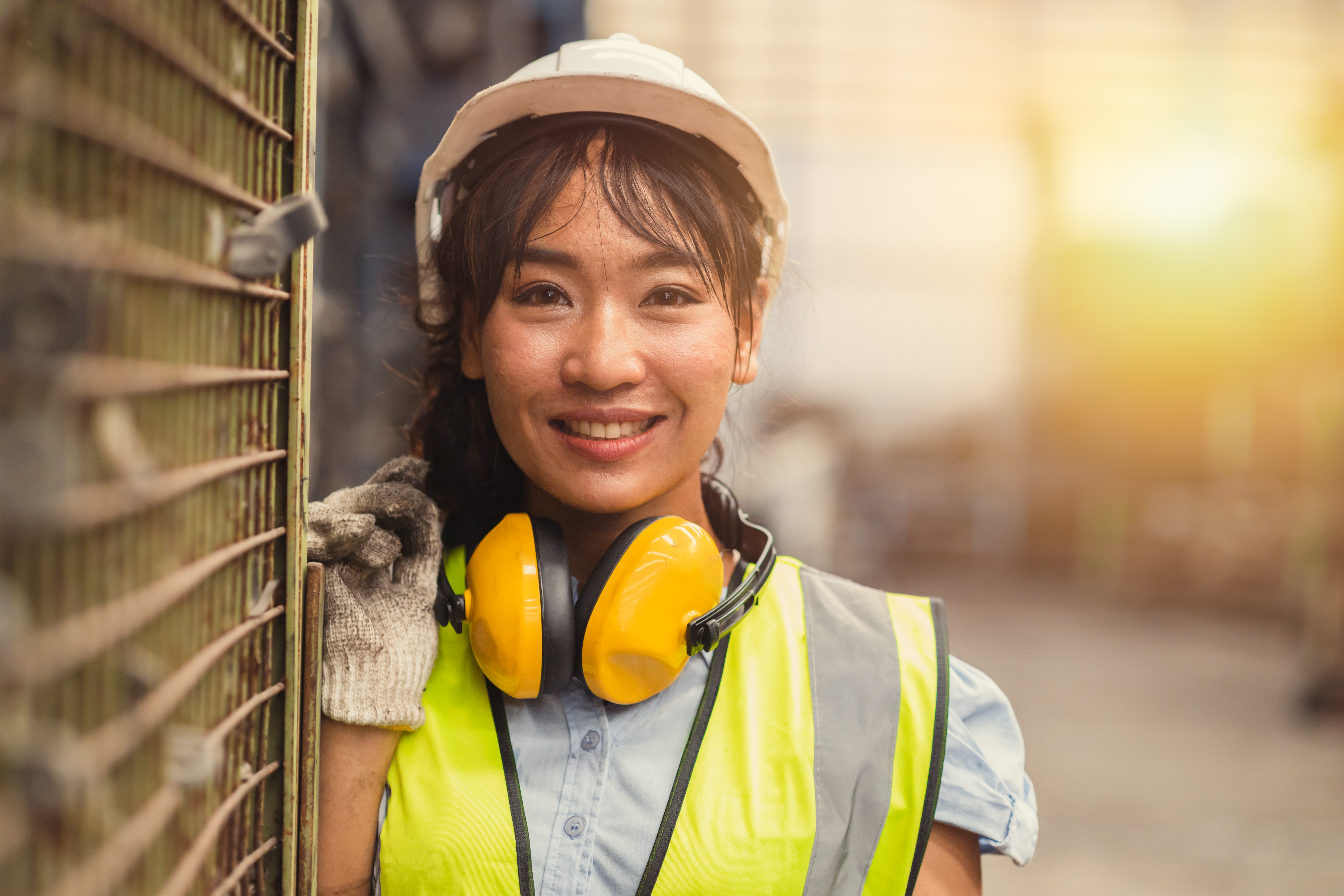 Do you know what the risks of noise pollution are in work with heavy machinery?