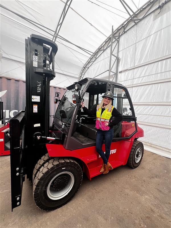 ad24e39a-308c-491f-a85a-84549b1e8376 (1).jpg