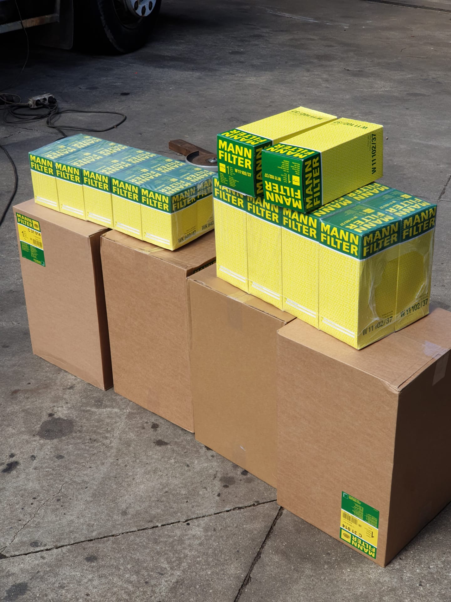 Brand new filters for one of our customers in Lome - Togo. We do sell truck parts by order.