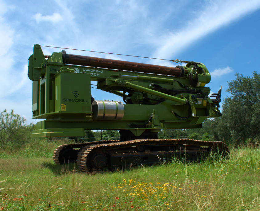 Pre-owned Spiradrill rig on a jobsite