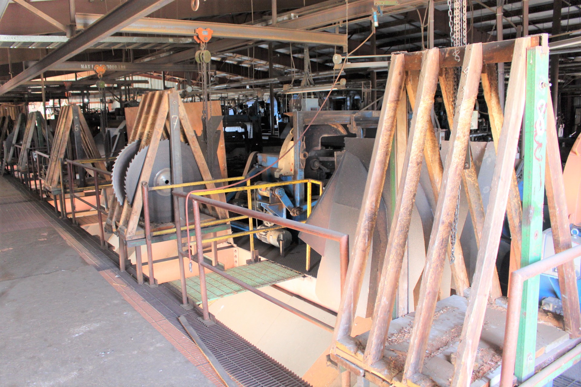 PAST AUCTION- SILVER CREEK PREMIUM PRODUCTS & MISSION SHAKE & SHINGLES 