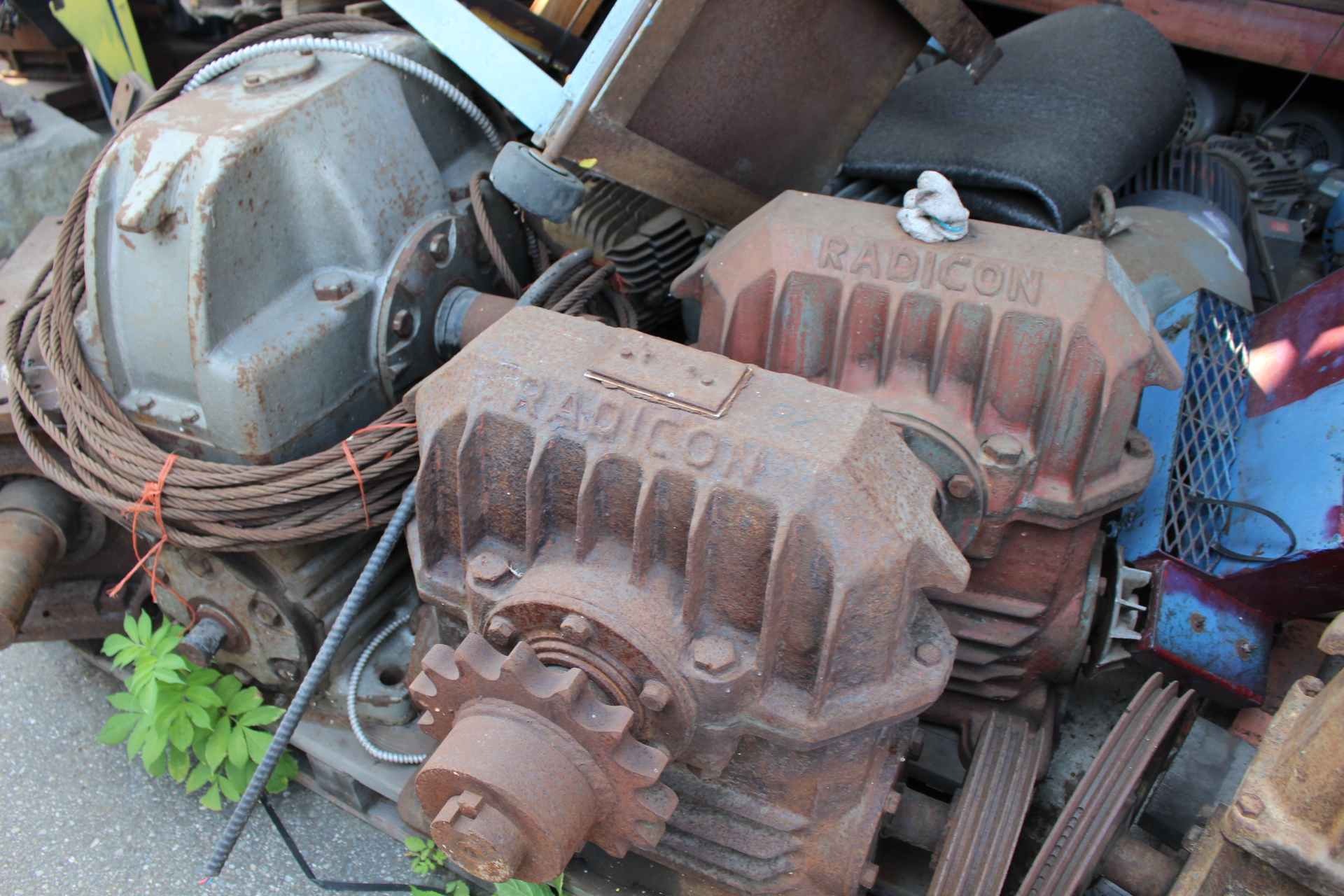 PAST AUCTION- SILVER CREEK PREMIUM PRODUCTS & MISSION SHAKE & SHINGLES 