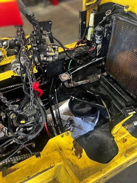 Forklift air filter