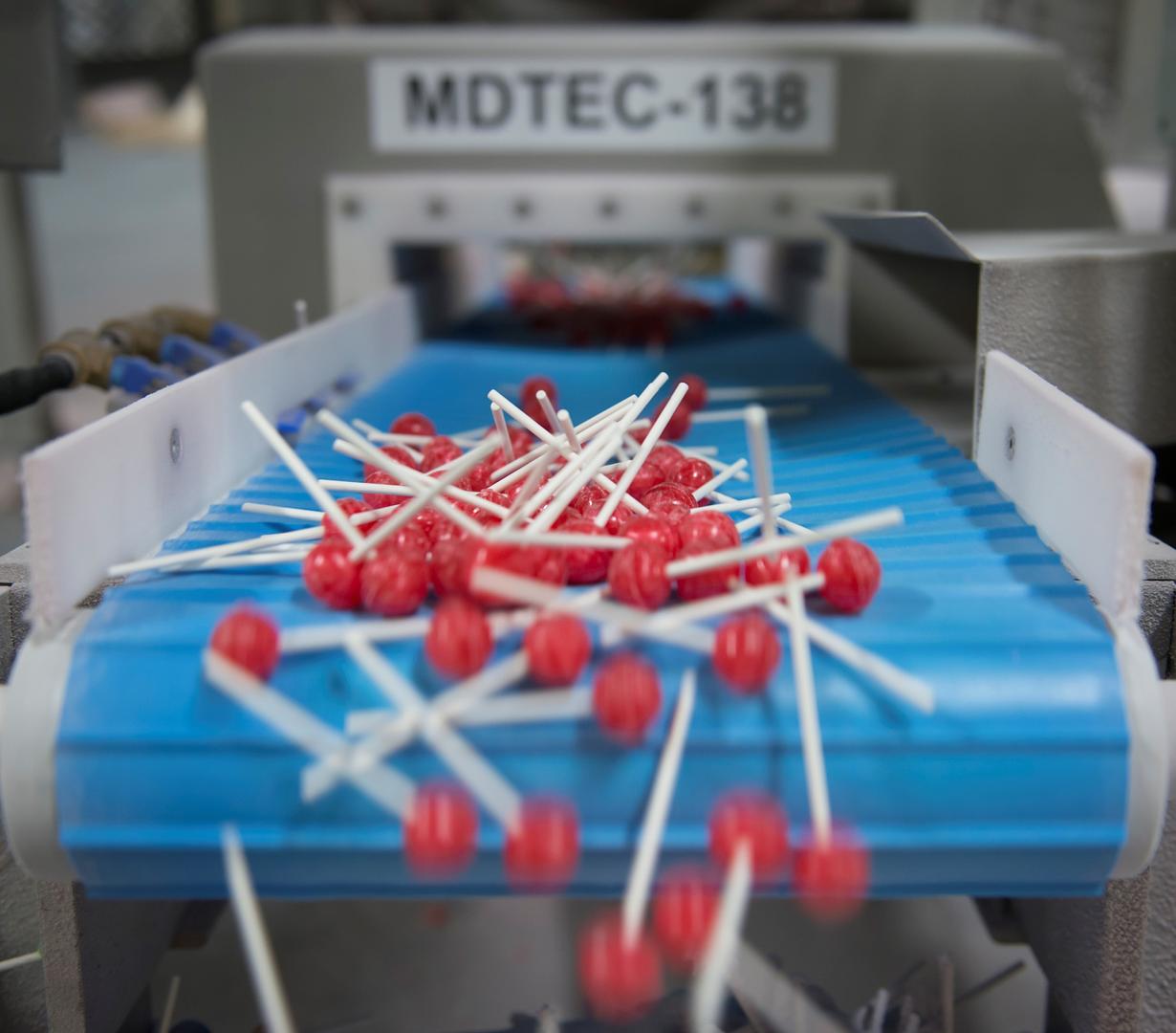 lollipops forming.jpg