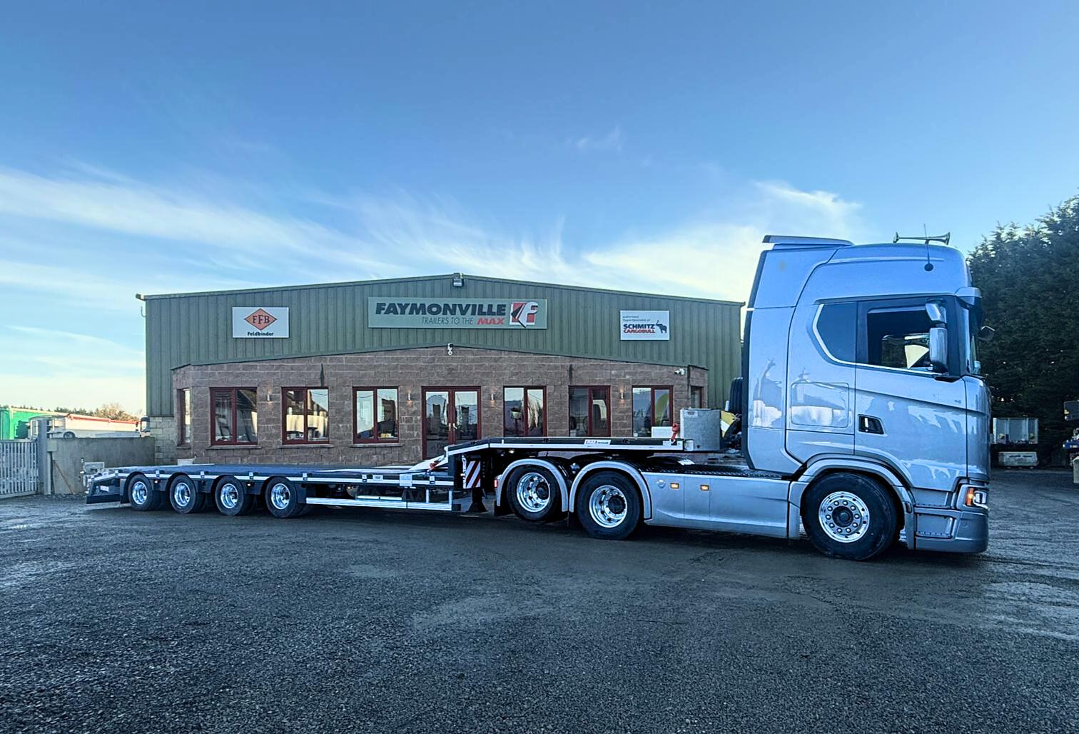 Blackhorse Transport Ltd on collection of new MAX Trailer, 4 axle extendable