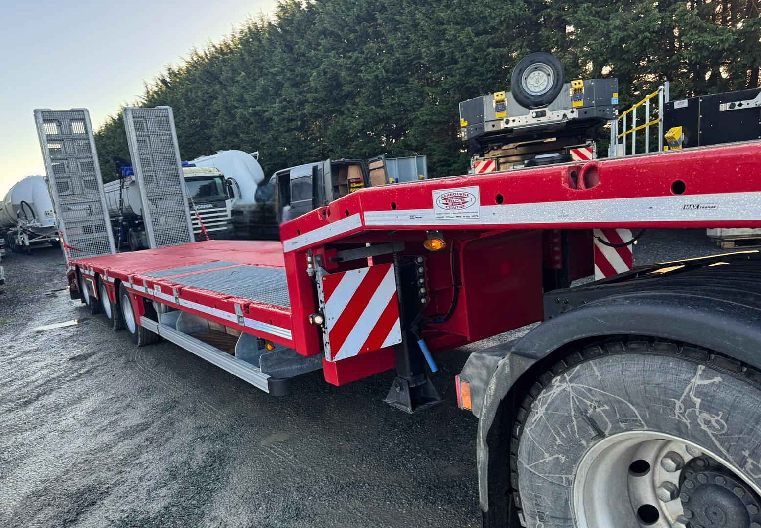 Sean Kearney Transport Ltd on collection of new MAX Trailer