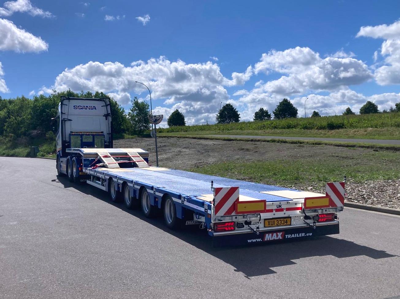 Armstrong Transport on collection of 2nd new MAX Trailer