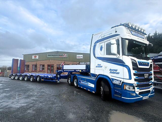 Daytona Heavy Haulage on collection of new Faymonville Multi PA-X