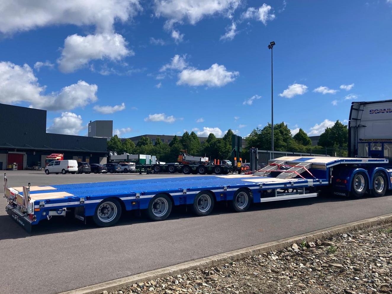 Armstrong Transport on collection of 2nd new MAX Trailer