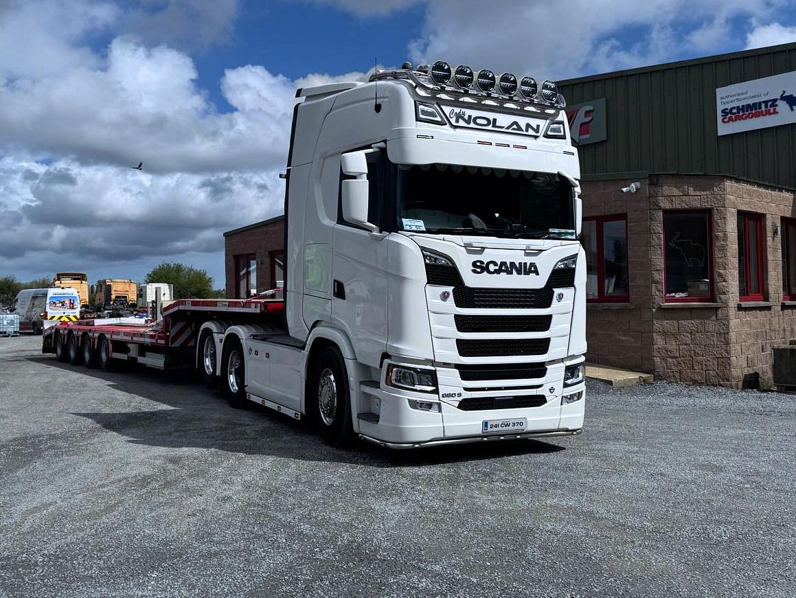 C Nolan Agri & Haulage on collection of new MAX Trailer, 4 axle step frame low loader