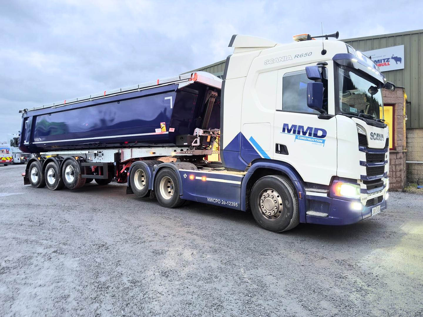 MMD Construction on recent collection of new Schmitz tipping trailer