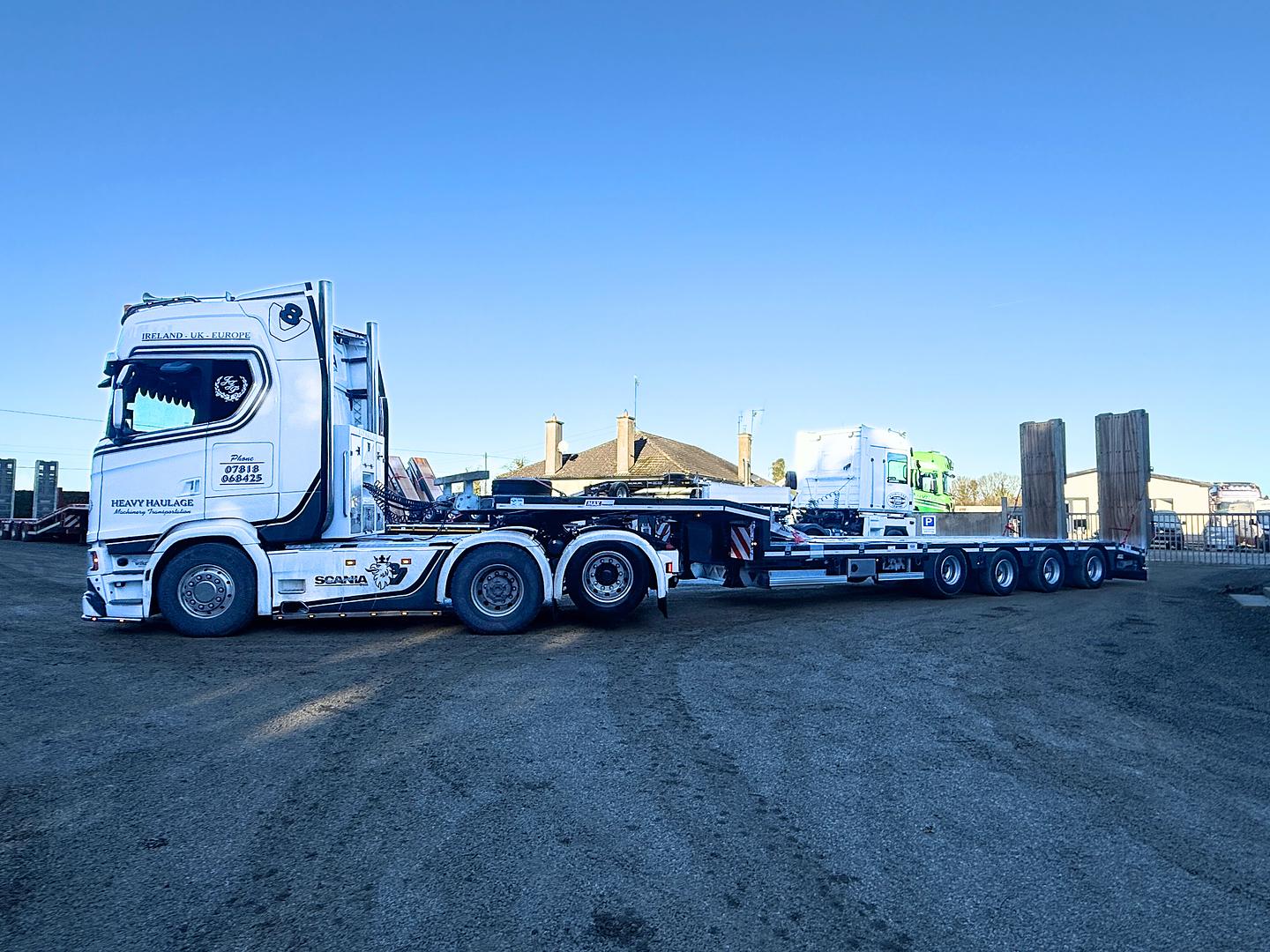 JJP Haulage on recent collection of  MAX Trailer 4 axle extendable