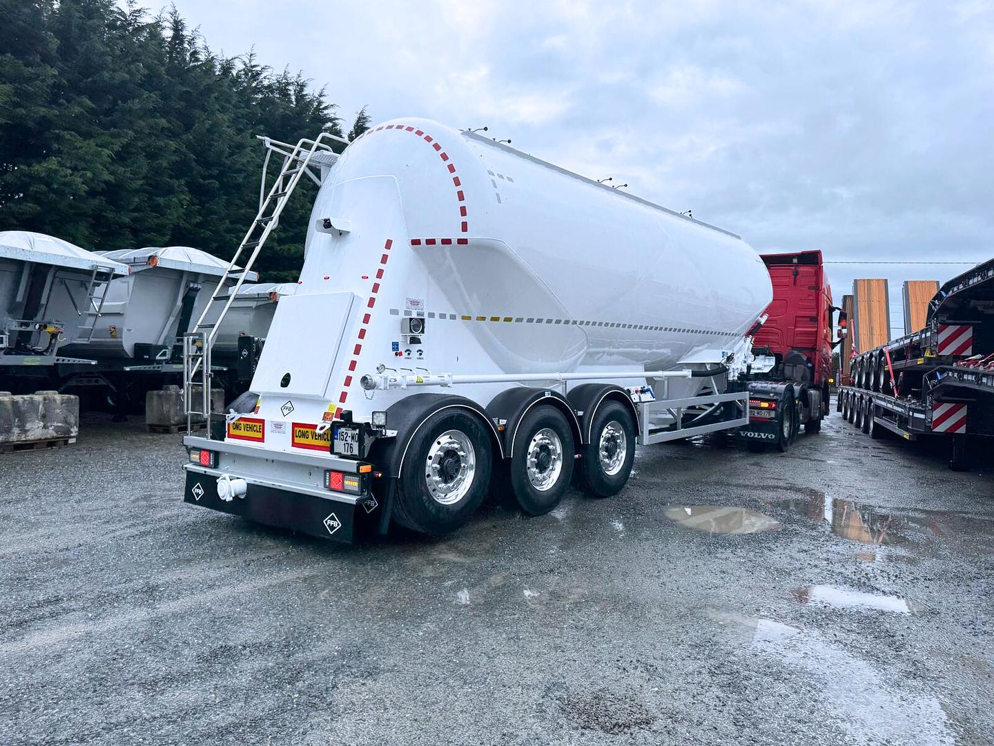 McGrath Limestone, Cong. On collection of new Feldbinder bulk tanker