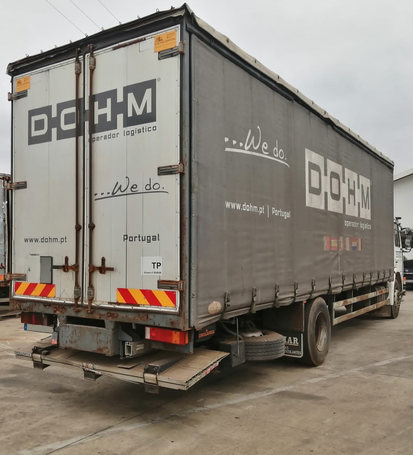 Left hand drive Scania 93M 220 18 ton curtainsider truck recently sold to Lagos - Nigeria. 