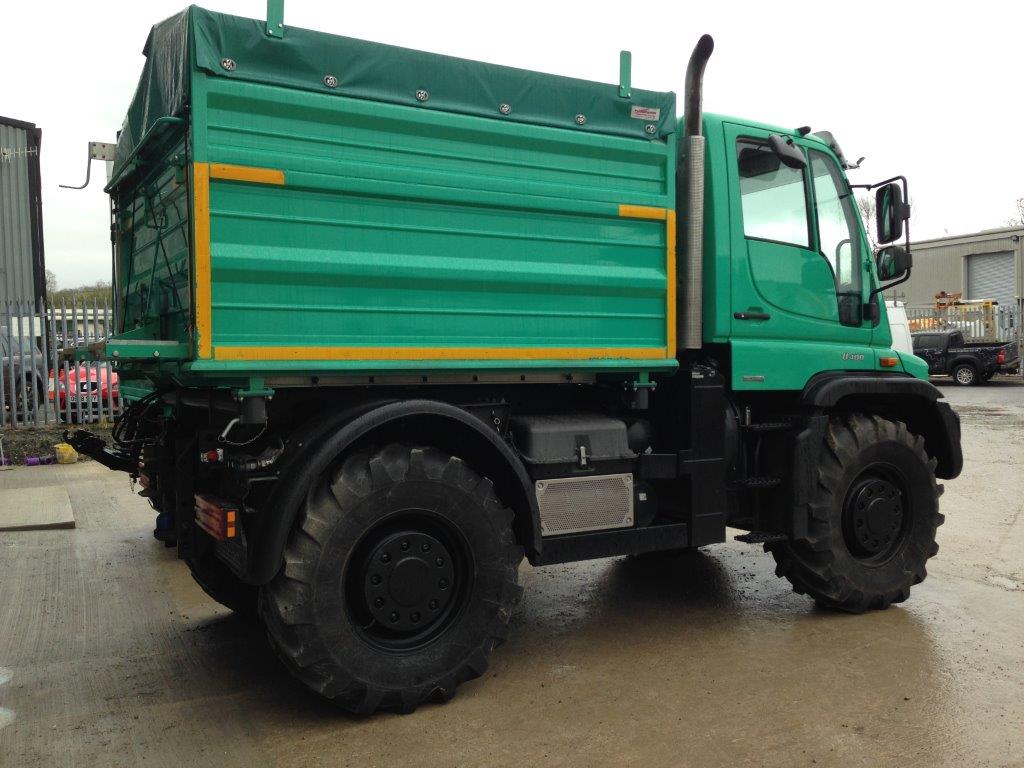 UNIMOGS 30 YEARS APART 200HP GAIN