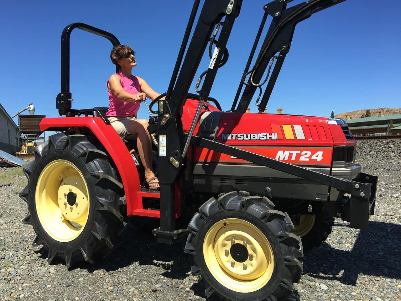 About Used / Reconditioned Tractors