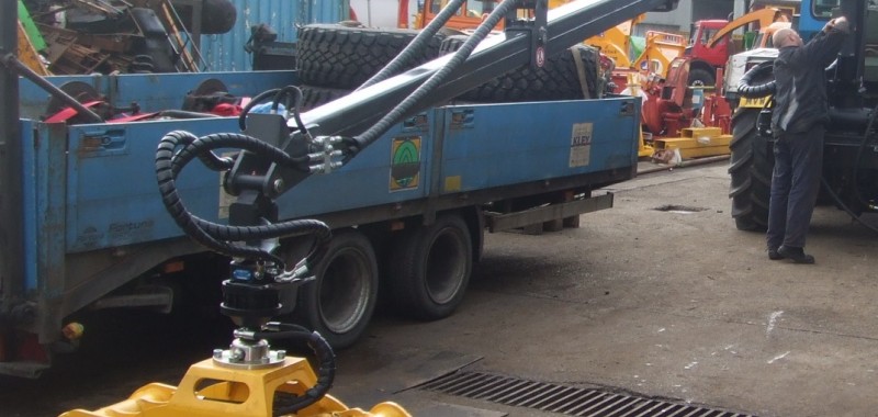 BRAND NEW KRONOS 5000L CRANE