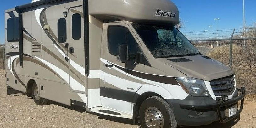 Essential Tips for Driving a Motorhome for Beginners