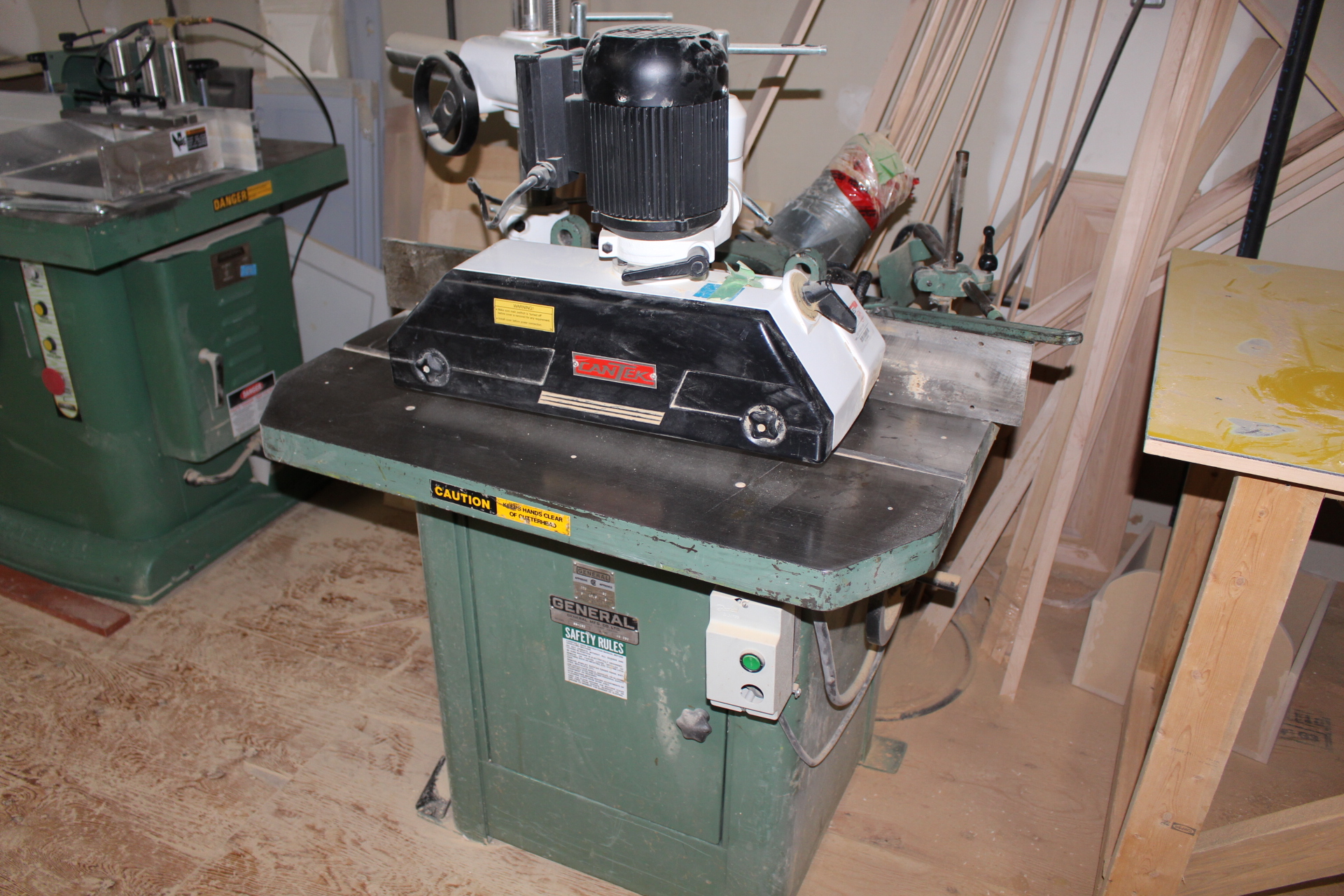 PAST AUCTION- Auction- Quickway Kitchen Cabinets 