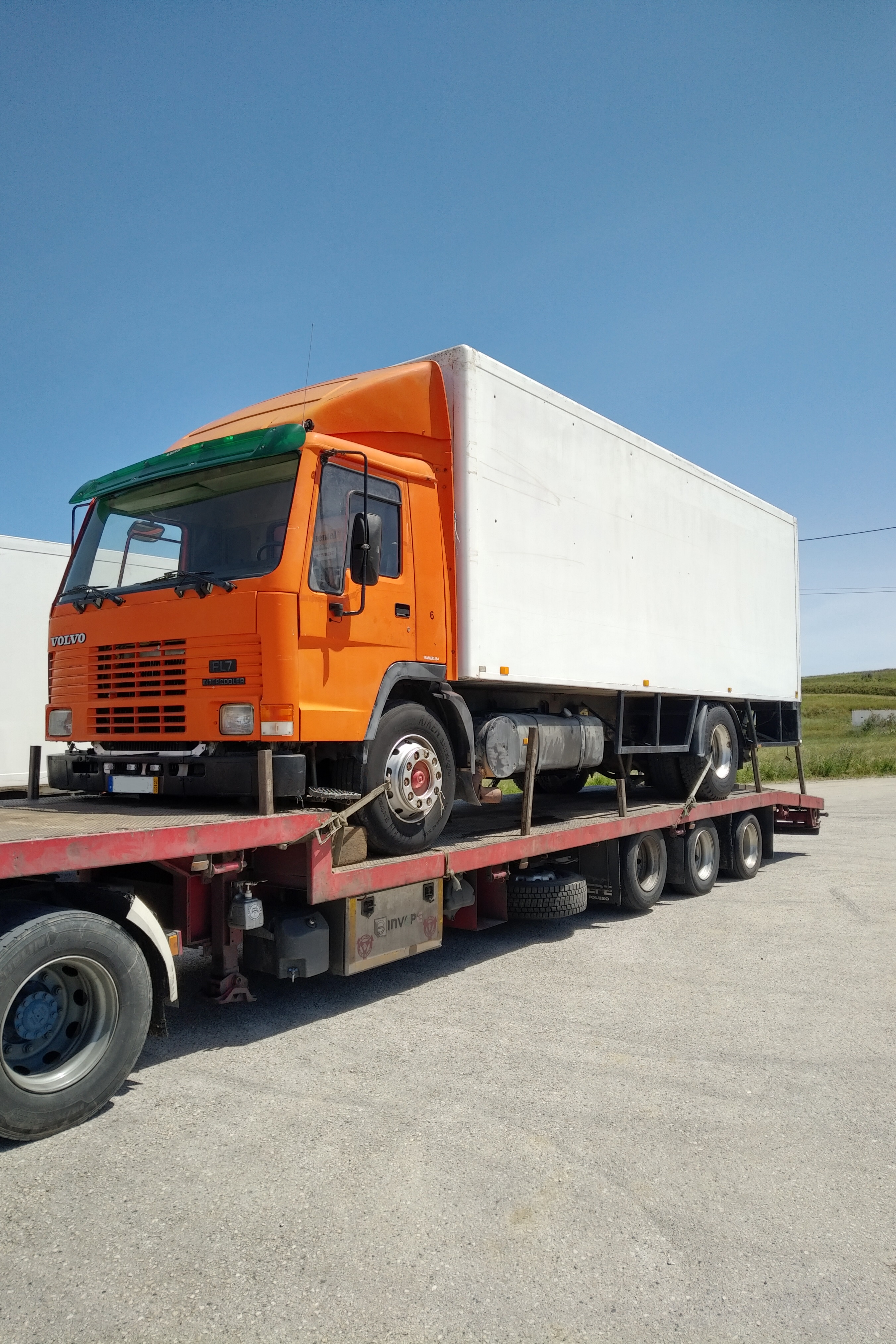 FOR SALE left hand drive Volvo FL7 260 Intercooler 19 ton box lorry.