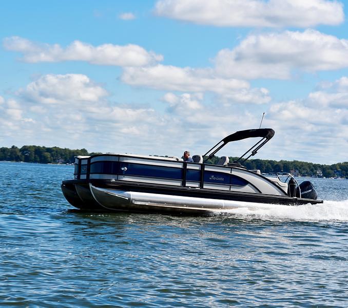 With 2018 in our rear view ski mirror, we point the bow toward a happy, healthy and safe 2019!